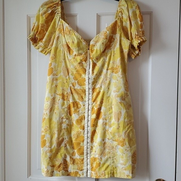 NWOT URBAN OUTFITTERS FLORAL PUFF SLEEVE BUSTIER DRESS YELLOW GOLD DEMURE - Picture 1 of 13